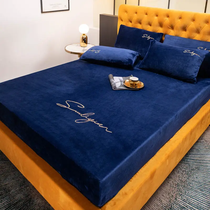 Embroidered Bed Sheet Elastic band Fitted Home Textile Luxury Bedding mattress cover Modern Velvet bed sheet and pillowcases
Embroidered Bed Sheet Elastic band Fitted Home Textile Luxury Bedding mattress cover Modern Velvet bed sheet and pillowcases