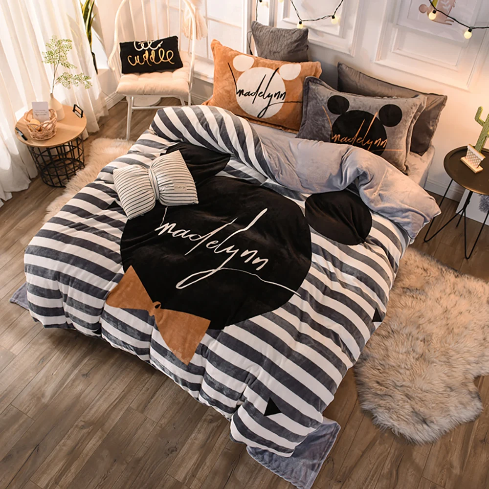 Warm Flannel Bedding Set AB Double Side Cartoons 1Duvet Cover 2 Pillowcases,1Flat Sheet as Throw Blanket for sofa Sleeping
Warm Flannel Bedding Set AB Double Side Cartoons 1Duvet Cover 2 Pillowcases,1Flat Sheet as Throw Blanket for sofa Sleeping