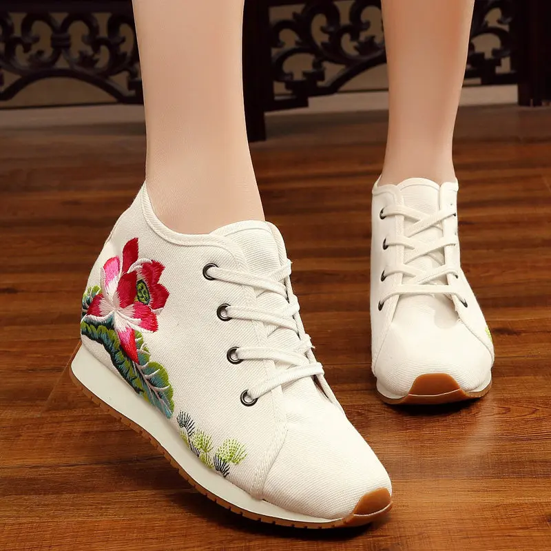 Style Old Beijing Cloth Shoes Women's Embroidered Shoes Ethnic Style Lace up High-Top Shoes Deep Mouth Increased Leisure Travel
Style Old Beijing Cloth Shoes Women's Embroidered Shoes Ethnic Style Lace up High-Top Shoes Deep Mouth Increased Leisure Travel