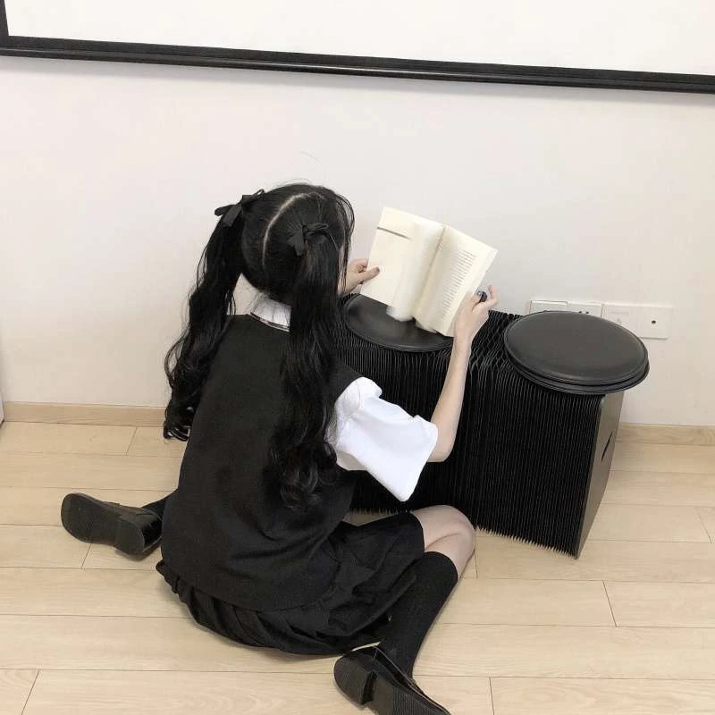 2021 Japanese Style Ladies Sets Fashion New School Uniform Soft Solid Color Vest White Short Sleeve Shirts Pleated Skirt 3Pcs
2021 Japanese Style Ladies Sets Fashion New School Uniform Soft Solid Color Vest White Short Sleeve Shirts Pleated Skirt 3Pcs