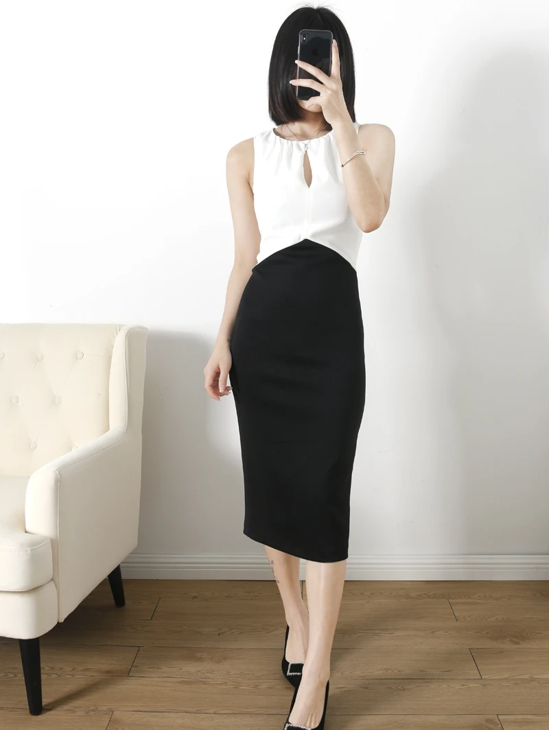 Sleeveless Color Block Black/ White Midi Elegant Dress Size 0-5 UK Collections
Sleeveless Color Block Black/ White Midi Elegant Dress Size 0-5 UK Collections
