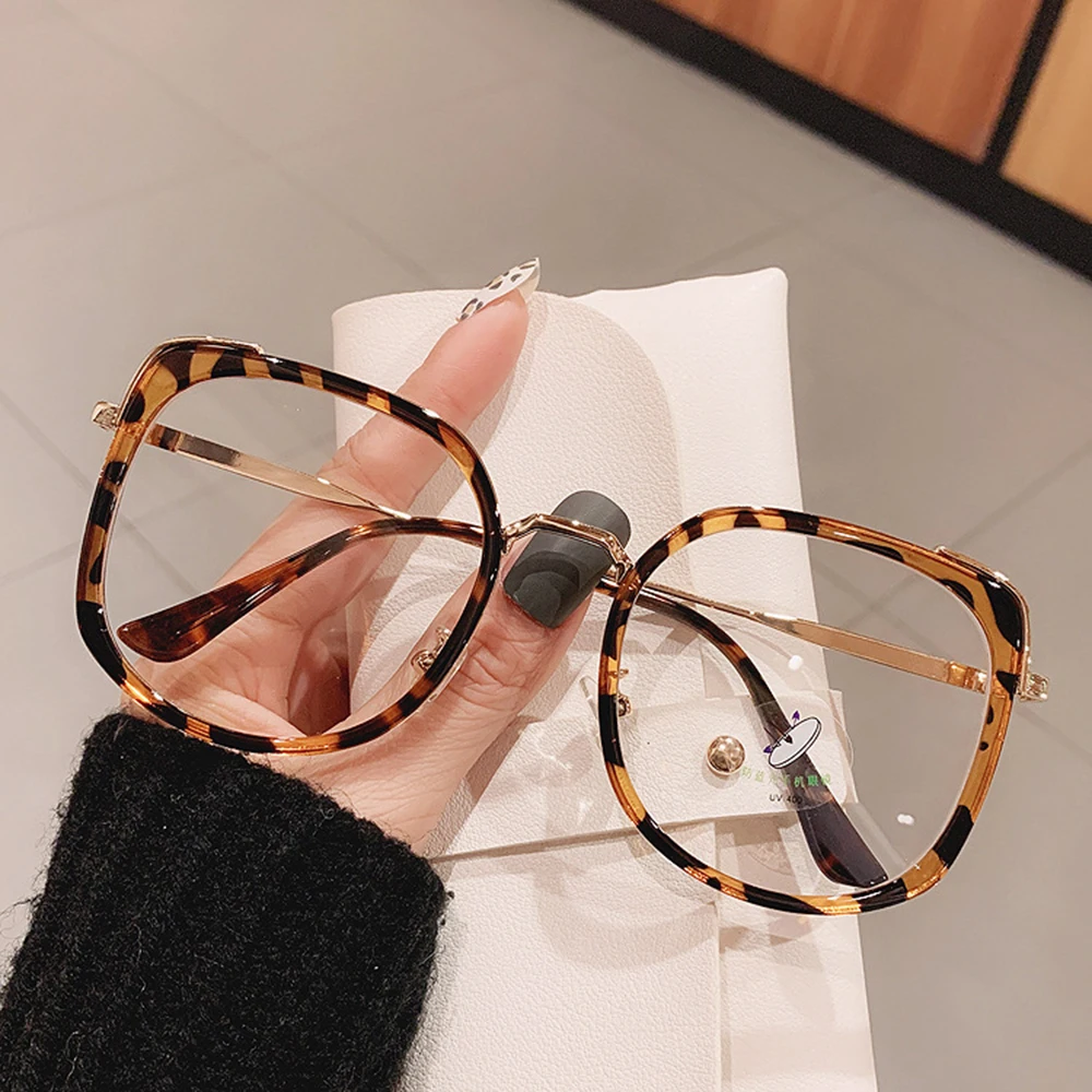 Men Women Anti-blue Light Glasses Frame Vintage Large Square Eyeglasses Blocking Blue-ray Oversized Spectacles Frames A65397
Men Women Anti-blue Light Glasses Frame Vintage Large Square Eyeglasses Blocking Blue-ray Oversized Spectacles Frames A65397