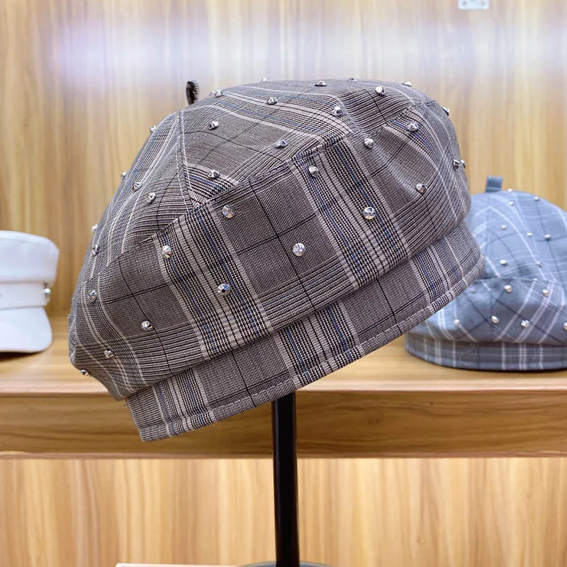 Classical Plaid Beret Women Black Khaki Tartan Check Beaines Hats Rhinestones French Hat Ladies Winter Cap Adjustable French Hat
Classical Plaid Beret Women Black Khaki Tartan Check Beaines Hats Rhinestones French Hat Ladies Winter Cap Adjustable French Hat