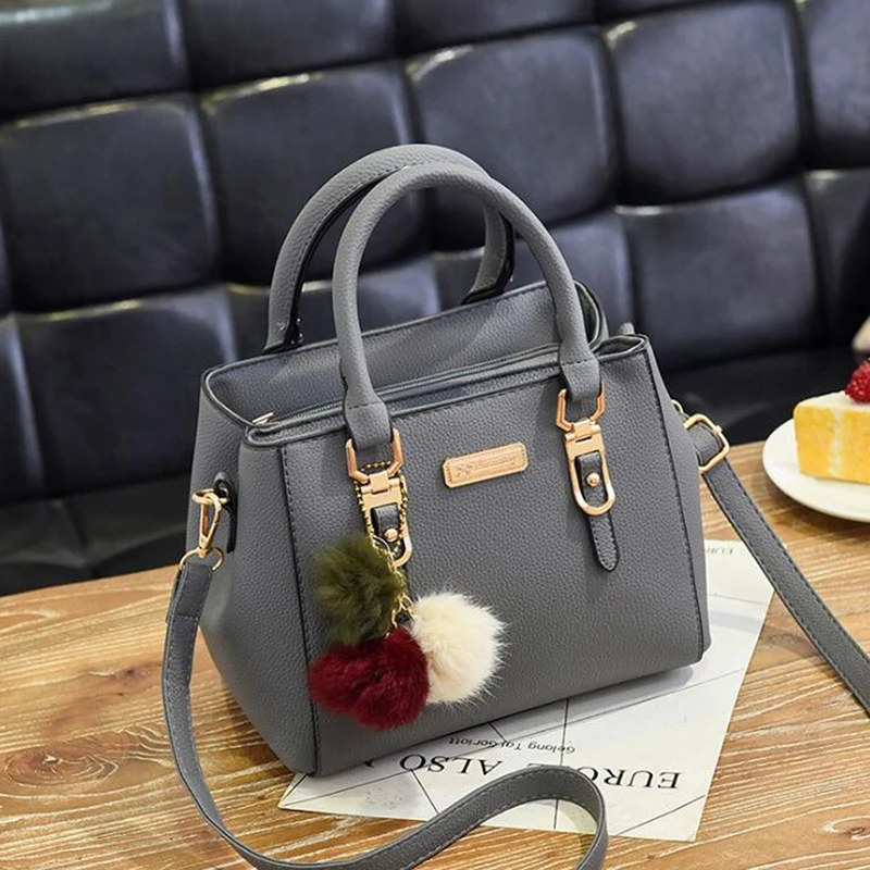 PU Leather Handbag For Women Girl Fashion Tassel Messenger Bags With Ball Bolsa Female Shoulder Bags Ladies Party Crossby Bag
PU Leather Handbag For Women Girl Fashion Tassel Messenger Bags With Ball Bolsa Female Shoulder Bags Ladies Party Crossby Bag