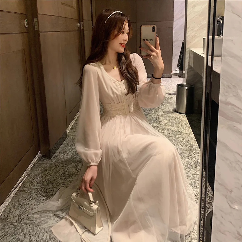 Super Fairy Net First Love Skirt 2021 Women's Dress In Spring And Autumn With Sweet Princess V-Neck Long Sleeve Dress 
Super Fairy Net First Love Skirt 2021 Women's Dress In Spring And Autumn With Sweet Princess V-Neck Long Sleeve Dress