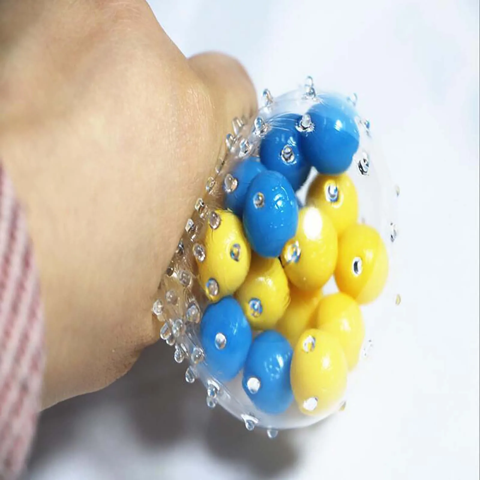 Extrusion Toys Bead Ball Vent Decompression Burr Flower Seven Colored Burr Vent Ball Toy Toys Simple Dimple Toy
Extrusion Toys Bead Ball Vent Decompression Burr Flower Seven Colored Burr Vent Ball Toy Toys Simple Dimple Toy