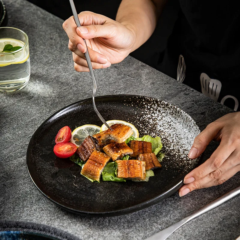 Japanese Creative Retro Ceramic Plates Personality Irregular Household Tableware Steak Pasta Dessert Ceramic Shallow Plates
Japanese Creative Retro Ceramic Plates Personality Irregular Household Tableware Steak Pasta Dessert Ceramic Shallow Plates