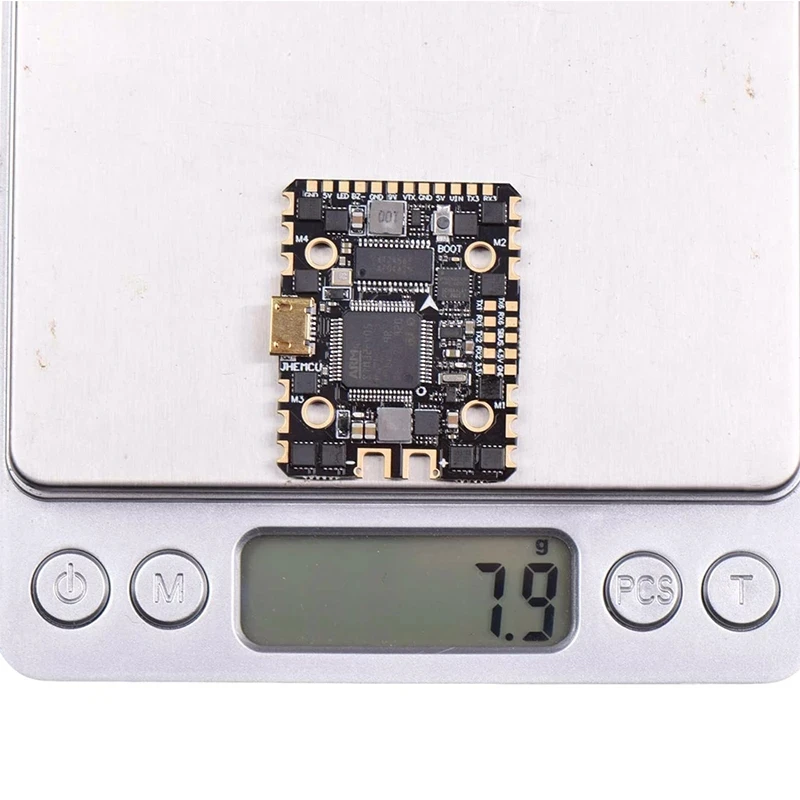 JHEMCU GHF420AIO F4 OSD Flight Controller Built-in 20A 35A BLheli_S 2-6S 4in1 ESC for RC FPV Racing Toothpick Cinewhoop Drones
JHEMCU GHF420AIO F4 OSD Flight Controller Built-in 20A 35A BLheli_S 2-6S 4in1 ESC for RC FPV Racing Toothpick Cinewhoop Drones