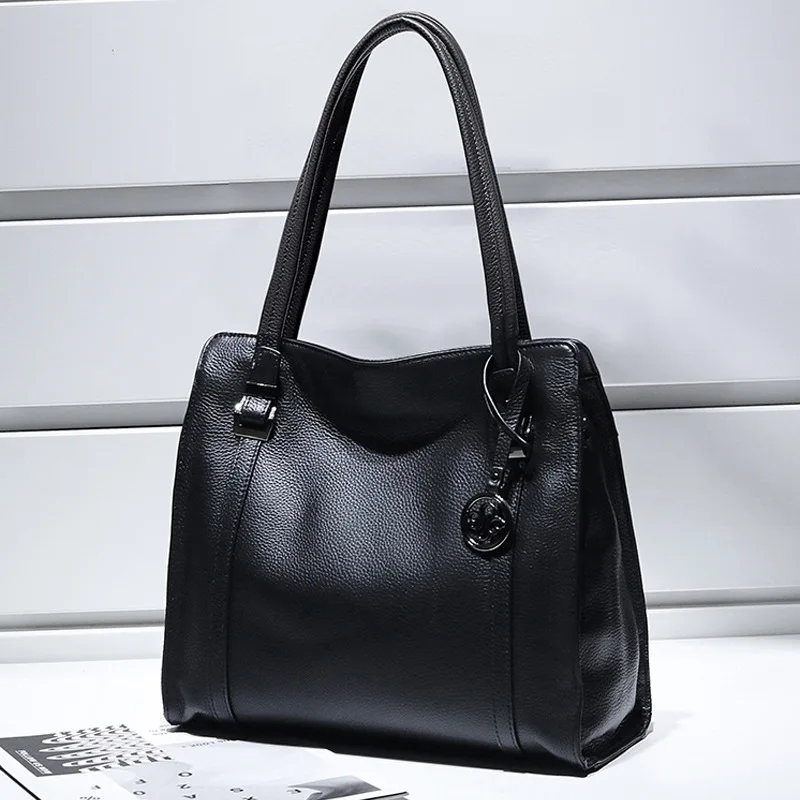 PASTE Winter Fashion Shoulder Bag for Women Soft Leather Crossbody Bag Handbg Large Capacity Messenger Bag 2020 Hobos Big Totes
PASTE Winter Fashion Shoulder Bag for Women Soft Leather Crossbody Bag Handbg Large Capacity Messenger Bag 2020 Hobos Big Totes