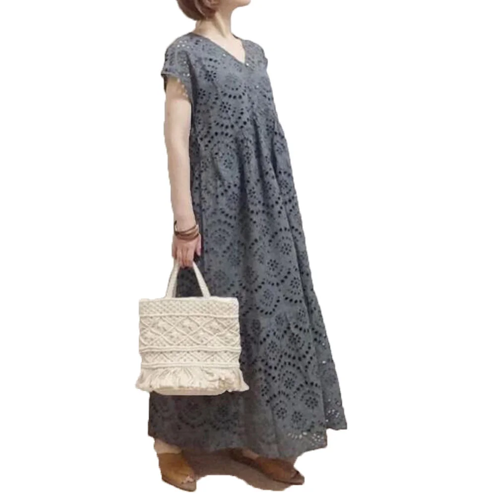 Japanese Style Solid Color V-neck Hollow Out Lace Loose Casual 2021 Summer New Women's Two-piece Dress Simple Temperament
Japanese Style Solid Color V-neck Hollow Out Lace Loose Casual 2021 Summer New Women's Two-piece Dress Simple Temperament