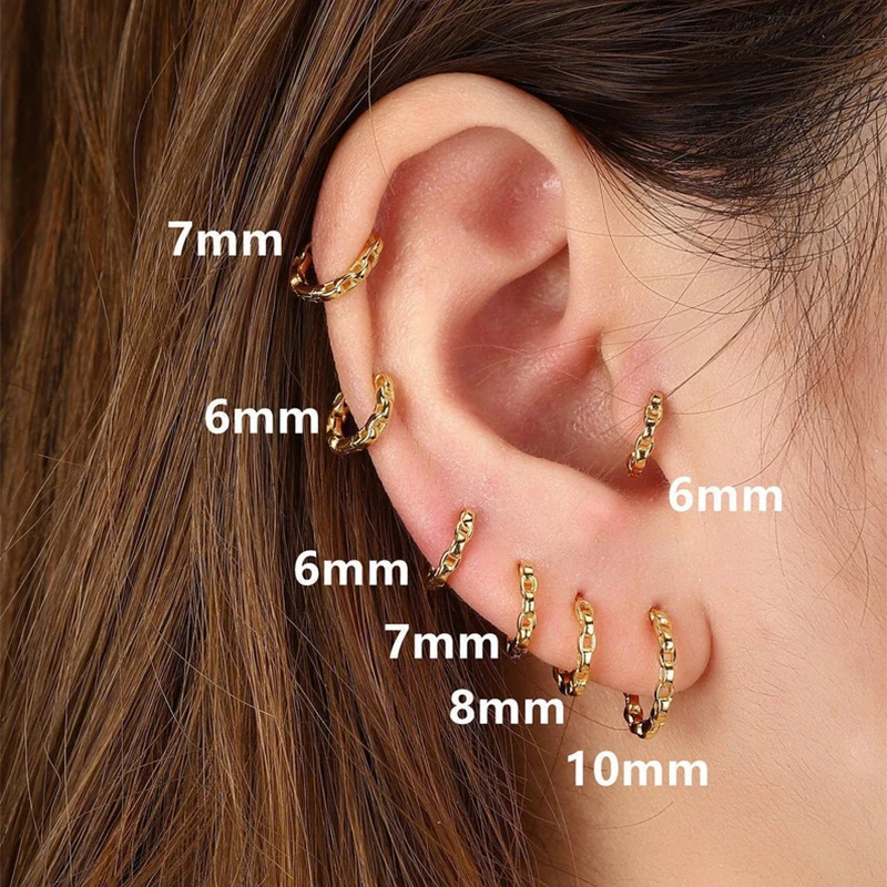 CANNER 4pieces/set 6/7/8/10mm Simple Gold Color Small Piercing Huggie Ear Hoop Earrings Women Round Earring Fashion Jewelry Gift
CANNER 4pieces/set 6/7/8/10mm Simple Gold Color Small Piercing Huggie Ear Hoop Earrings Women Round Earring Fashion Jewelry Gift