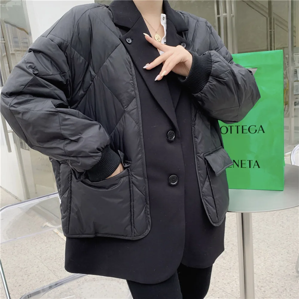 Korean Version Japanese Cotton Padded Jacket Fake Two Loose Fashion Splicing Lapel Autumn Winter Keep Warm Long Sleeve
Korean Version Japanese Cotton Padded Jacket Fake Two Loose Fashion Splicing Lapel Autumn Winter Keep Warm Long Sleeve