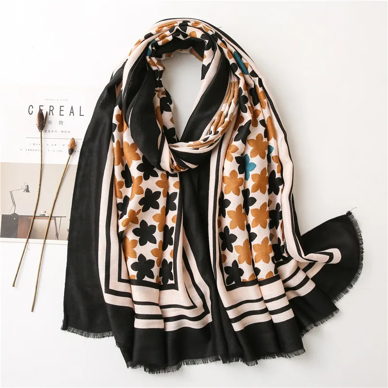 

2021 Fashion Scarf Women Five-pointed Star Print Scarves For Female Warm Neckerchief Autumn Viscose Shawls Wraps Large Stole