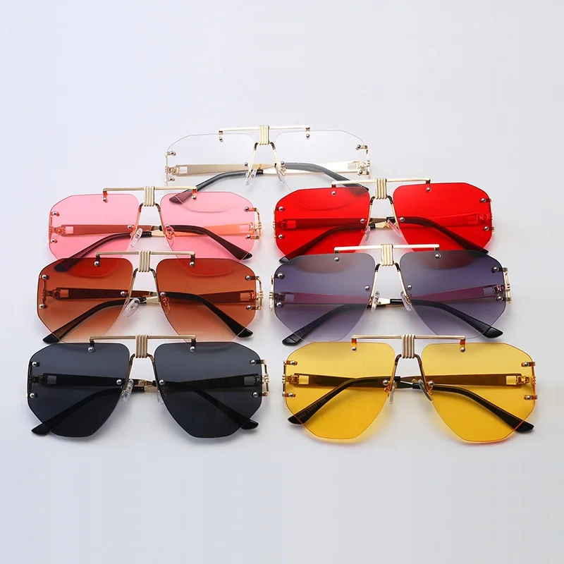 2019 Luxury Designer Women Sunglasses Vintage Rimless Ladies Fashion Sun Glasses New 2019 Summer Shades
2019 Luxury Designer Women Sunglasses Vintage Rimless Ladies Fashion Sun Glasses New 2019 Summer Shades