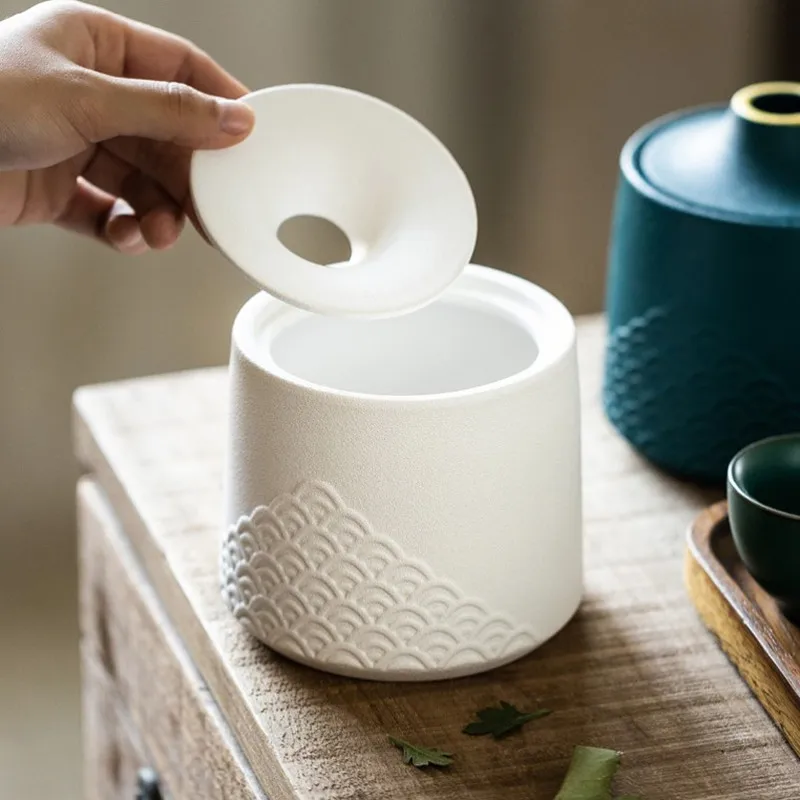 Household Ceramic Ashtray Creative Personality Trend Anti Fly Ash Tea Table Simple Large Ashtray Office Coarse Pottery Ashtray
Household Ceramic Ashtray Creative Personality Trend Anti Fly Ash Tea Table Simple Large Ashtray Office Coarse Pottery Ashtray