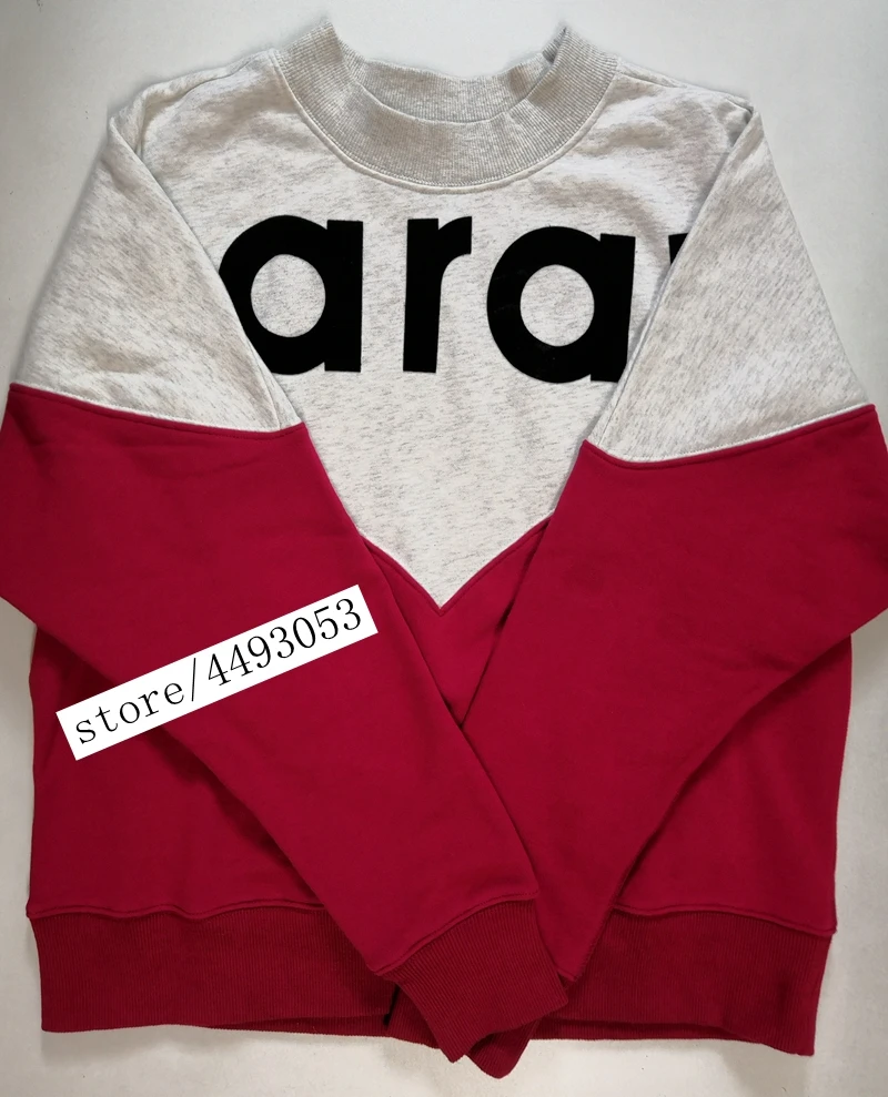 Hoodies & Sweatshirts 
Hoodies & Sweatshirts