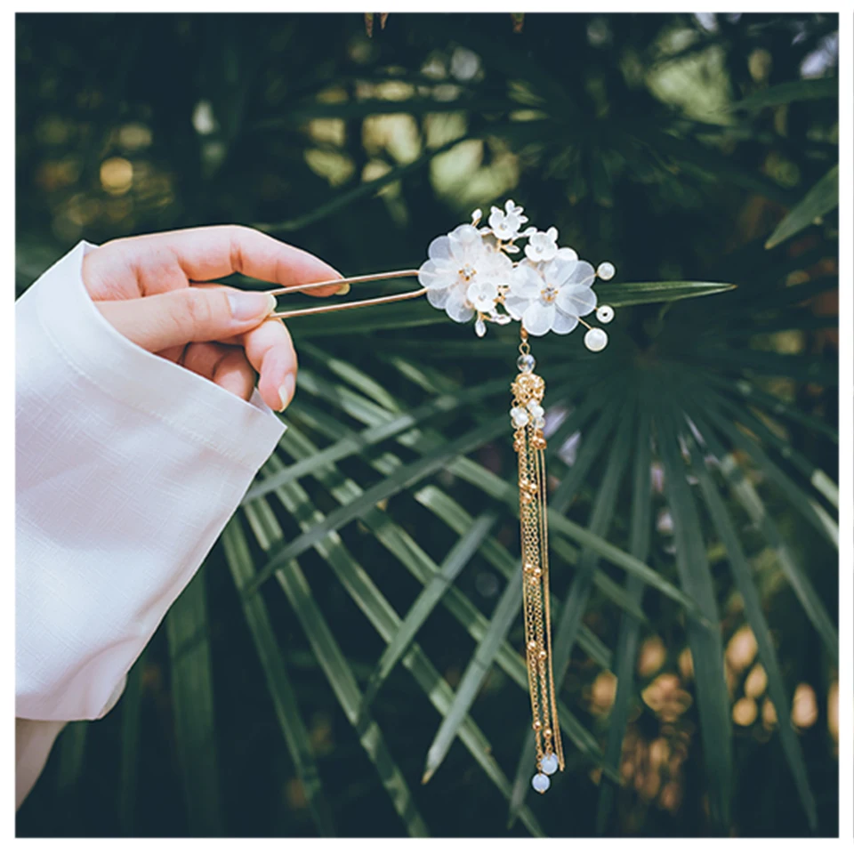 Ancient Chinese Style Fashion Womens Hair Stick Flower Hairpin Colorful Rhinestone Headwear Vintage Tassel Hairpin
Ancient Chinese Style Fashion Womens Hair Stick Flower Hairpin Colorful Rhinestone Headwear Vintage Tassel Hairpin