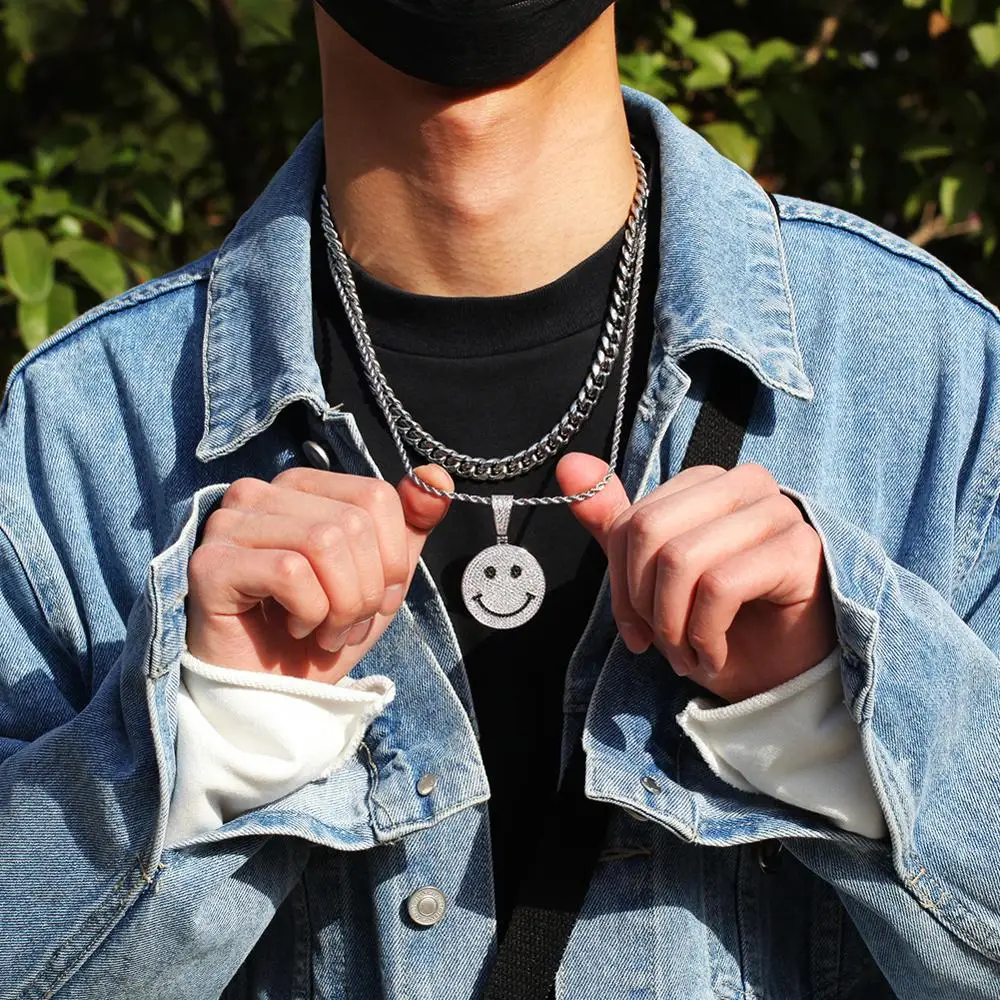Classic Trend Cartoon Smile Pendant Necklace Copper Inlaid Zircon Smiley Round Necklace Men And Women Hip-Hop Fashion Jewelry
Classic Trend Cartoon Smile Pendant Necklace Copper Inlaid Zircon Smiley Round Necklace Men And Women Hip-Hop Fashion Jewelry