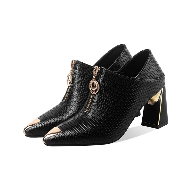 New Design Autumn High Heels 7.5CM Party Dress Shoes For Women Metal Buckle Pu Leather Pointed Toe Office Lady Pumps Size 34
New Design Autumn High Heels 7.5CM Party Dress Shoes For Women Metal Buckle Pu Leather Pointed Toe Office Lady Pumps Size 34