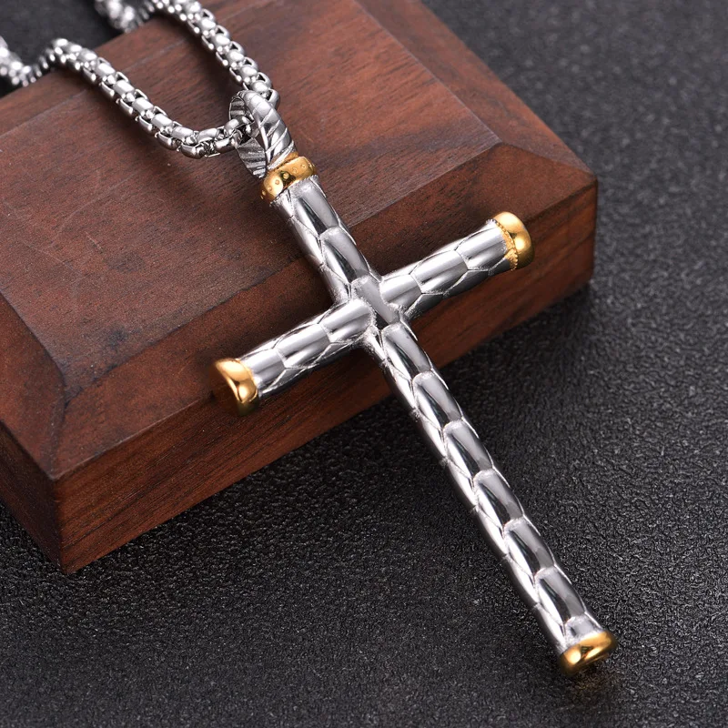 Personalized retro titanium steel cross men's necklace trendy men's fashion scale stainless steel clavicle Chain Pendant
Personalized retro titanium steel cross men's necklace trendy men's fashion scale stainless steel clavicle Chain Pendant