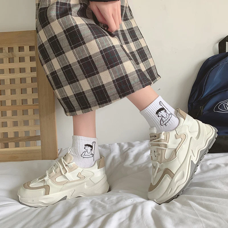 Inner-Increasing Lace-Up Thick-Soled Color Matching Casual Sports Shoes Spring And Autumn New Punk Style Fashion Running Shoes.
Inner-Increasing Lace-Up Thick-Soled Color Matching Casual Sports Shoes Spring And Autumn New Punk Style Fashion Running Shoes.