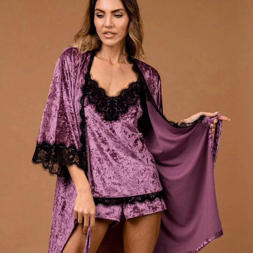 2021 autumn women's coat SEXY LACE SLING V-neck temperament three piece set design sense leisure suit
2021 autumn women's coat SEXY LACE SLING V-neck temperament three piece set design sense leisure suit