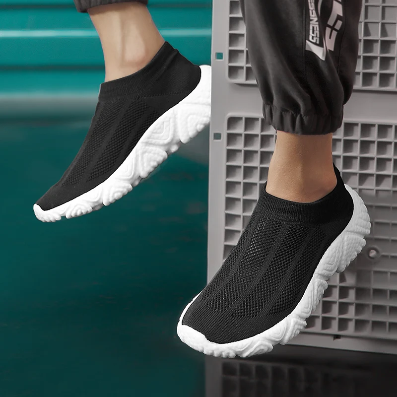 High Quality Men's Running Shoes High Elastic Breathable Flying Woven Socks Shoes Comfortable Lightweight Jogging Casual Shoes
High Quality Men's Running Shoes High Elastic Breathable Flying Woven Socks Shoes Comfortable Lightweight Jogging Casual Shoes