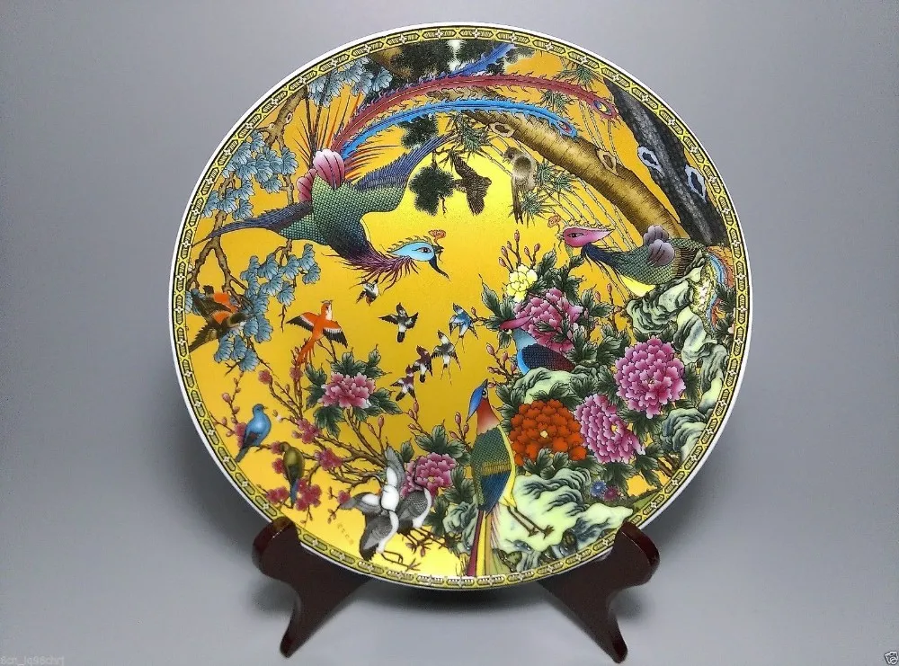 Jingdezhen ceramics pastel hundred birds and Phoenix plate hanging plate flower plate modern Chinese home furnishings
Jingdezhen ceramics pastel hundred birds and Phoenix plate hanging plate flower plate modern Chinese home furnishings
