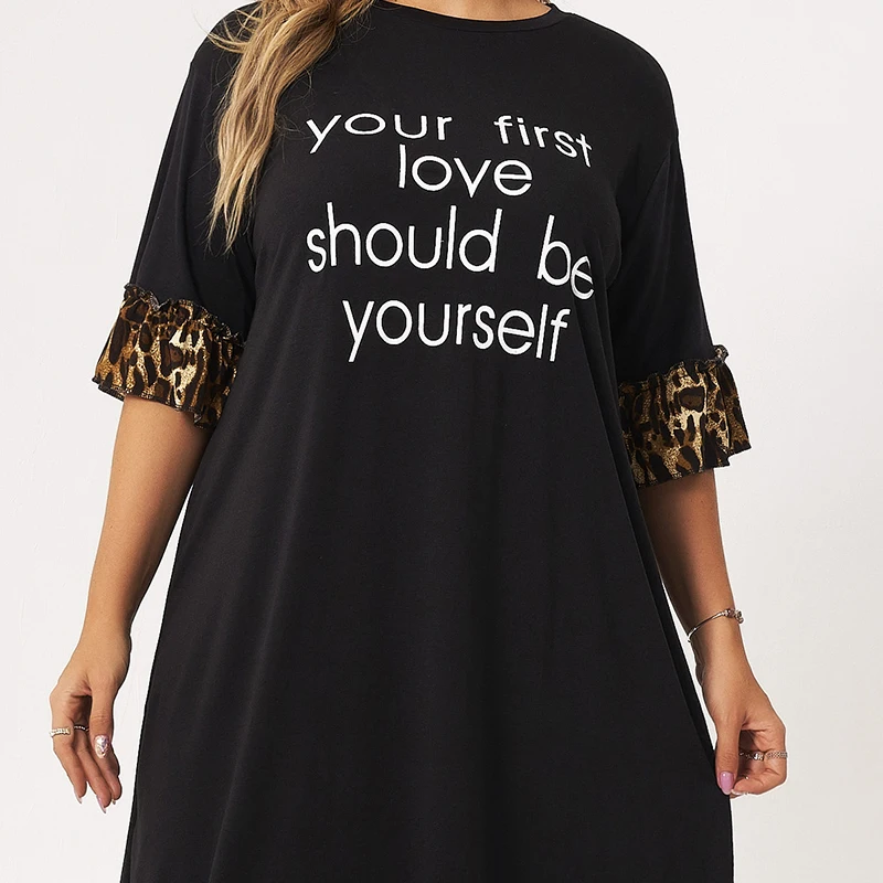 New Summer Dress Women 2021 Plus Size Black O-neck Leopard Splicing Half Sleeves letter Printing Loose Casual Sports Dresses
New Summer Dress Women 2021 Plus Size Black O-neck Leopard Splicing Half Sleeves letter Printing Loose Casual Sports Dresses