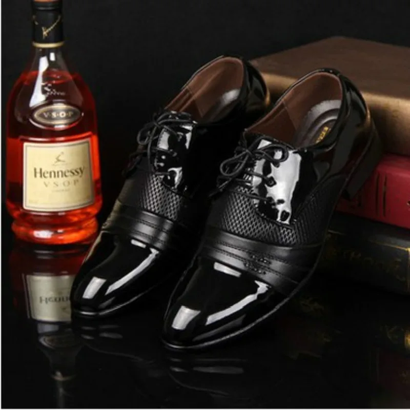 Men's Dress Shoes Fashion Leather Men Business Flat Shoes Black Brown Breathable Men Formal Office Working Shoes Big Size 38-48
Men's Dress Shoes Fashion Leather Men Business Flat Shoes Black Brown Breathable Men Formal Office Working Shoes Big Size 38-48