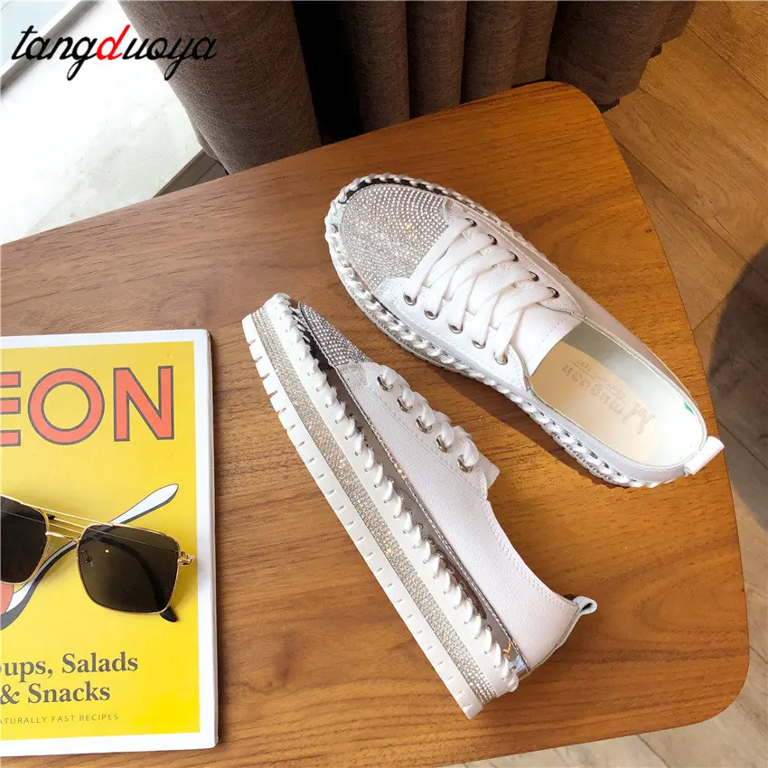 Crystal sneakers Women Casual Shoes Comfortable Platform Sneakers Women Autumn Women Shoes sneakers women zapatillas mujer 2020
Crystal sneakers Women Casual Shoes Comfortable Platform Sneakers Women Autumn Women Shoes sneakers women zapatillas mujer 2020