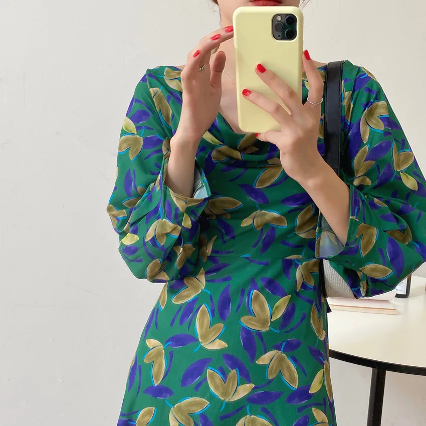 Alien Kitty Floral Printing Elegant Lady V-Neck Women All Match Hot Long Dresses 2021 Retro Elegance French Loose Vestidos
Alien Kitty Floral Printing Elegant Lady V-Neck Women All Match Hot Long Dresses 2021 Retro Elegance French Loose Vestidos