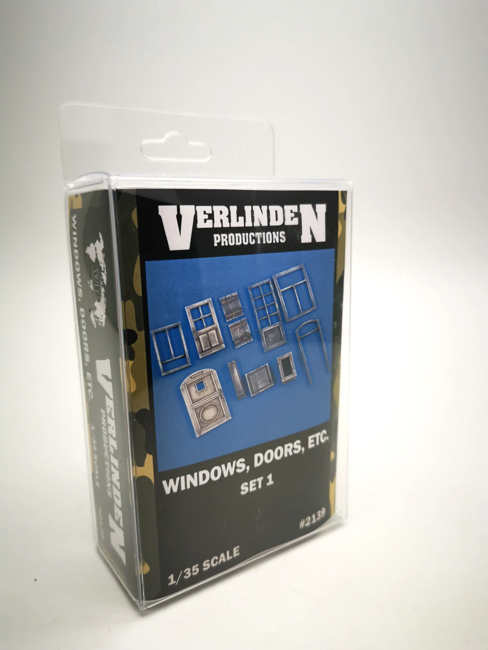 Набор из окон, дверей, рамок, деревянных жалюзи и т. Д. Комплект из смолы № 1, несобранный Неокрашенный набор из верлипы #1/35, 2139
Набор из окон, дверей, рамок, деревянных жалюзи и т. Д. Комплект из смолы № 1, несобранный Неокрашенный набор из верлипы #1/35, 2139