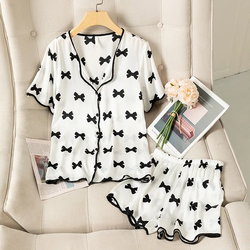 Female Pyjamas Suit With Buttons Print Bow Pajamas For Women Sexy V-Neck Sleepwear 2PCS Pj's Set Soft Summer Home Clothes
Female Pyjamas Suit With Buttons Print Bow Pajamas For Women Sexy V-Neck Sleepwear 2PCS Pj's Set Soft Summer Home Clothes