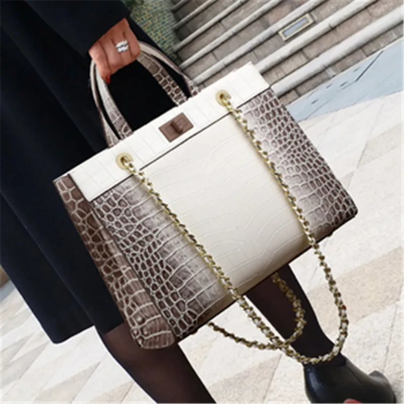Female High Capacity Luxury Branded Big Tote Bags for Women 2021 New Quality Shoulder Handbags PU Leather Ladies Hand Bags
Female High Capacity Luxury Branded Big Tote Bags for Women 2021 New Quality Shoulder Handbags PU Leather Ladies Hand Bags