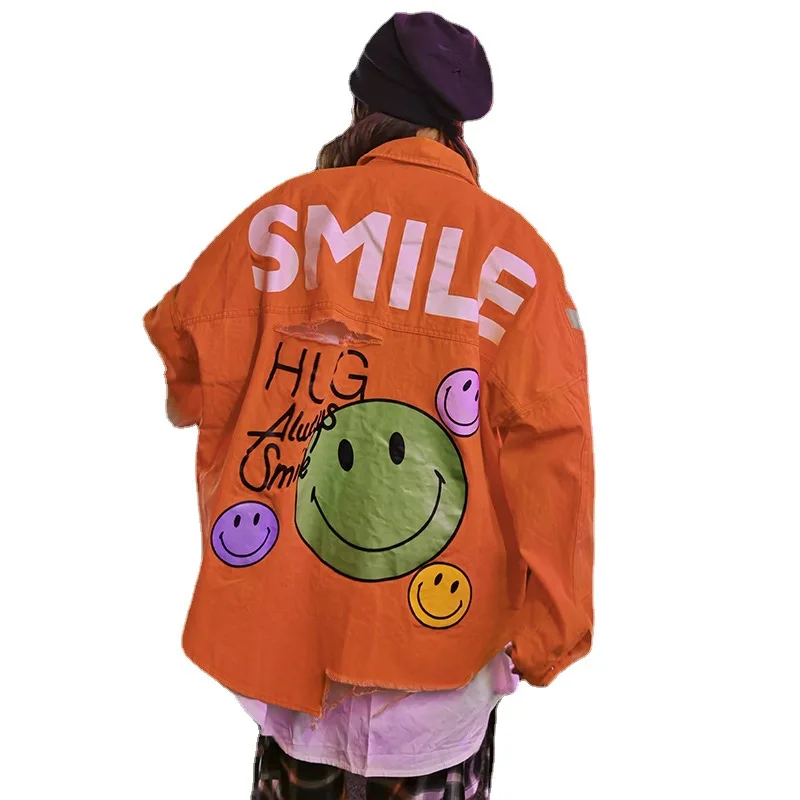 2021 spring denim clothing women street personality loose European and American popular LOGO solid color lapel jacket stitching
2021 spring denim clothing women street personality loose European and American popular LOGO solid color lapel jacket stitching