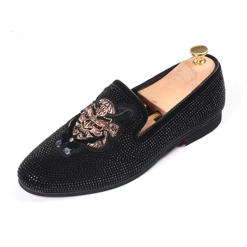 Men Loafers Leather Shoes Men Casual Shoes Handmade Fashion Emboridery Comfortable Breathable Men Shoes Men Flats Slip On
Men Loafers Leather Shoes Men Casual Shoes Handmade Fashion Emboridery Comfortable Breathable Men Shoes Men Flats Slip On