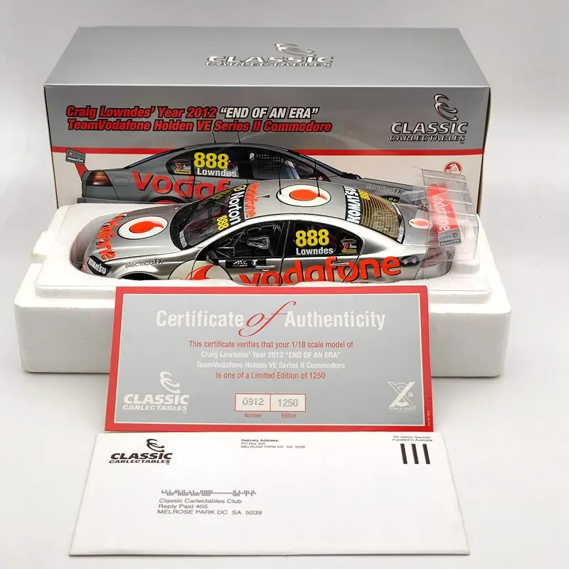 1:18 Classic Craig Lowndes's 2012 Holden VE Series II Commodore #888 18525 Used Diecast Models Limited Edition Collection 
1:18 Classic Craig Lowndes's 2012 Holden VE Series II Commodore #888 18525 Used Diecast Models Limited Edition Collection