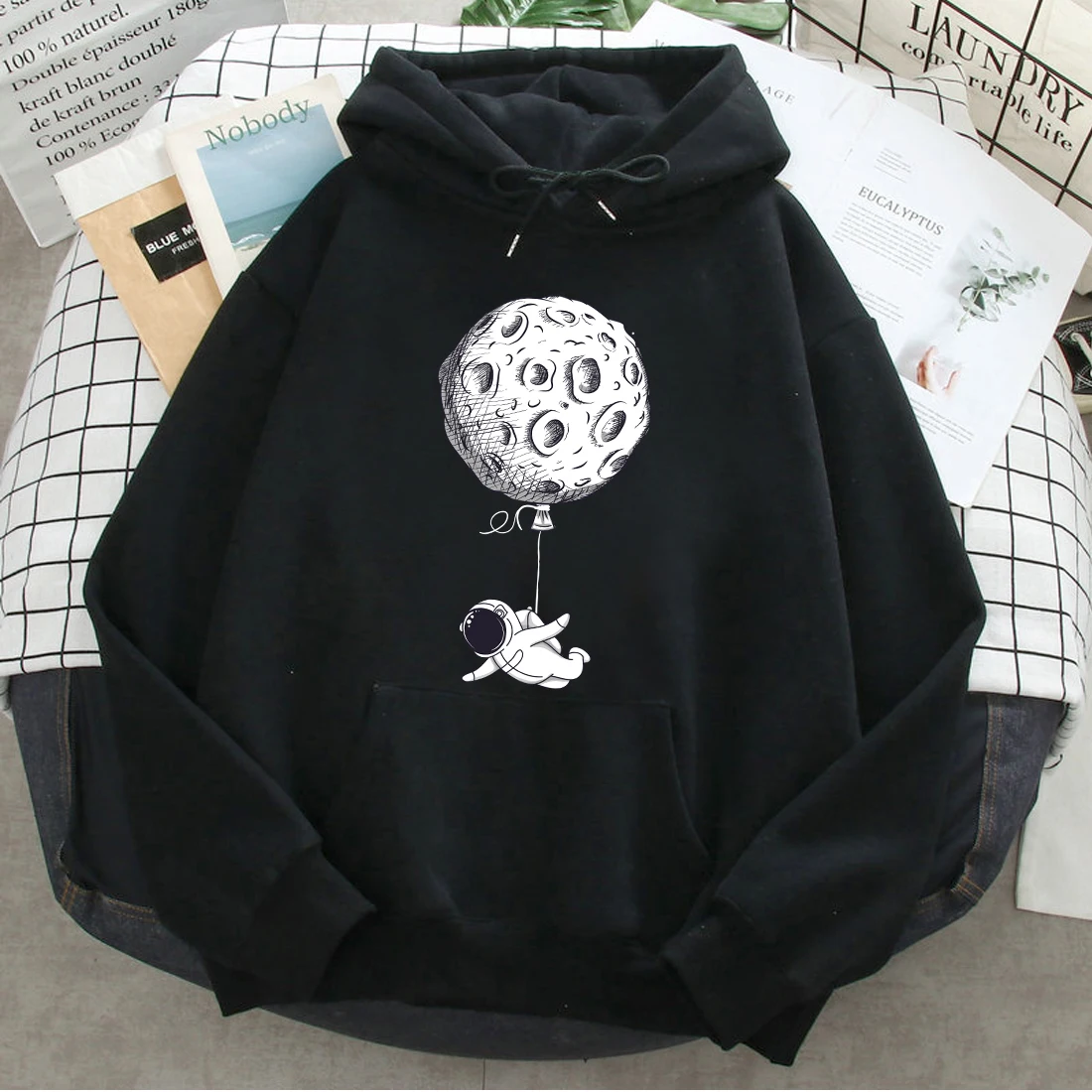 Astronaut In The Space Print Hoodies Man Women Loose Casual Fleece Pullover Autumn Long Sleeve Pocket Harajuku Sweatshirt COTTON
Astronaut In The Space Print Hoodies Man Women Loose Casual Fleece Pullover Autumn Long Sleeve Pocket Harajuku Sweatshirt COTTON