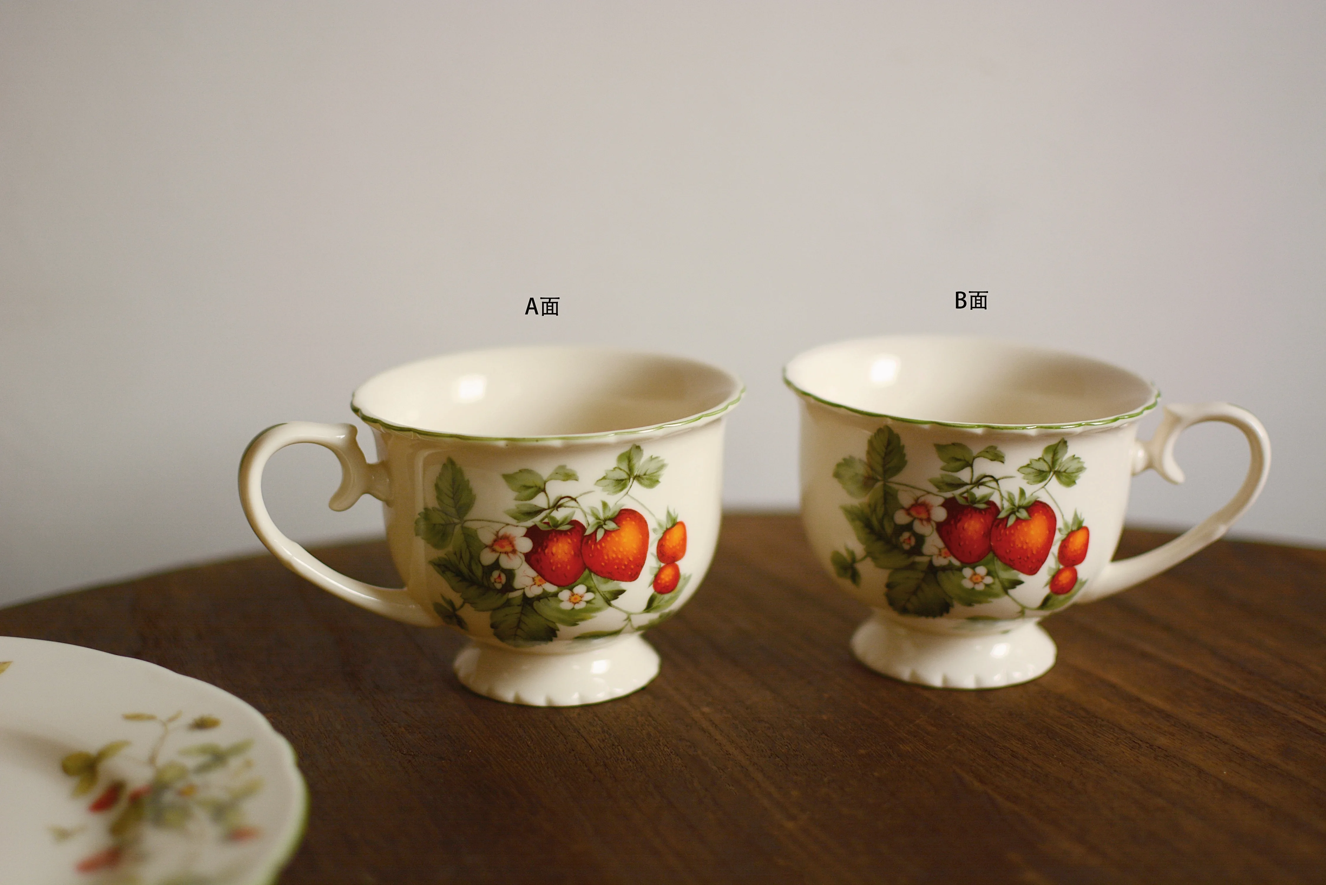 Arabic Ceramic Nordic Small Coffee Cup Saucer Set Cute European Cappuccino Cup Reusable Porcelain Taza Cafe Coffee Set Eh50BD
Arabic Ceramic Nordic Small Coffee Cup Saucer Set Cute European Cappuccino Cup Reusable Porcelain Taza Cafe Coffee Set Eh50BD