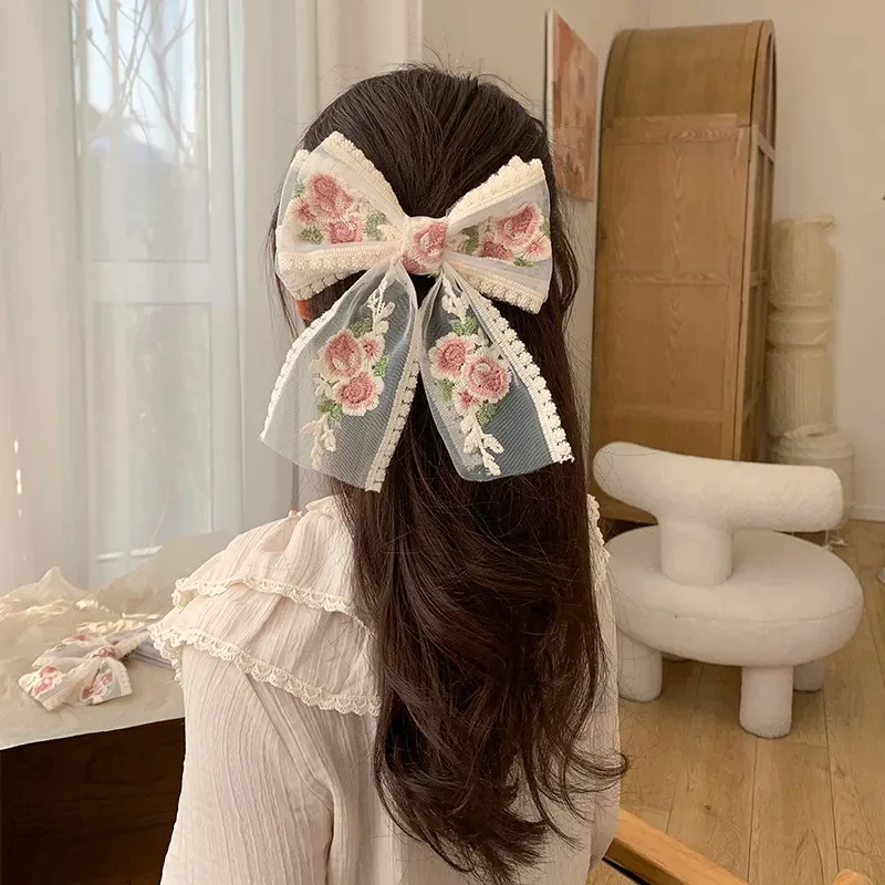 Rose embroidery oversized bow hair clip Super fairy lace hair clip spring fairy temperament new hair rope hair accessories
Rose embroidery oversized bow hair clip Super fairy lace hair clip spring fairy temperament new hair rope hair accessories