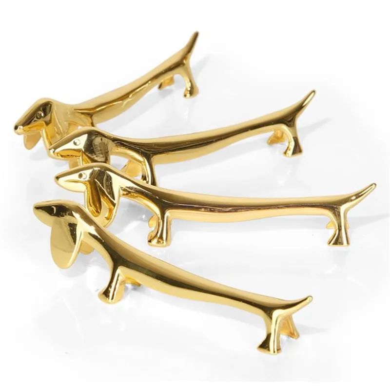 3D Golden Sausage Dog Statue Animal Metal Figurine Home Decor Desktop Crafts Sculpture Decoration Knife Fork Spoon Rack Gifts
3D Golden Sausage Dog Statue Animal Metal Figurine Home Decor Desktop Crafts Sculpture Decoration Knife Fork Spoon Rack Gifts