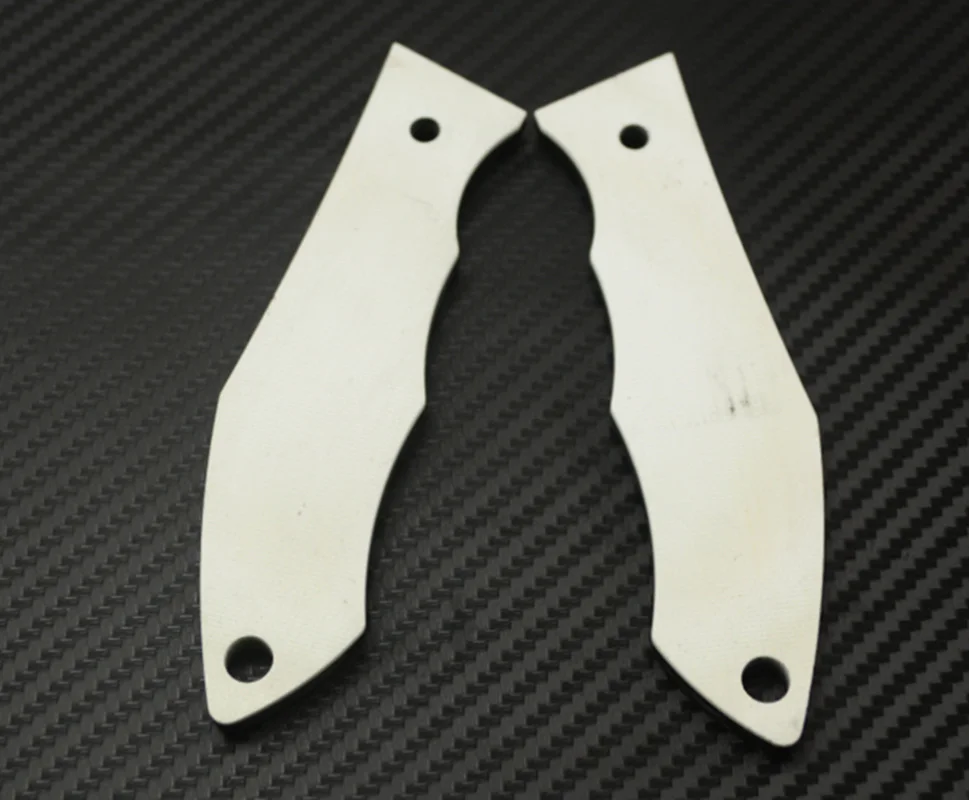 1 Pair 3K Carbon Fiber Grips for DIY G10 Knife Handle Material 120*30*6mm Handicraft Raw Chef knife material
1 Pair 3K Carbon Fiber Grips for DIY G10 Knife Handle Material 120*30*6mm Handicraft Raw Chef knife material