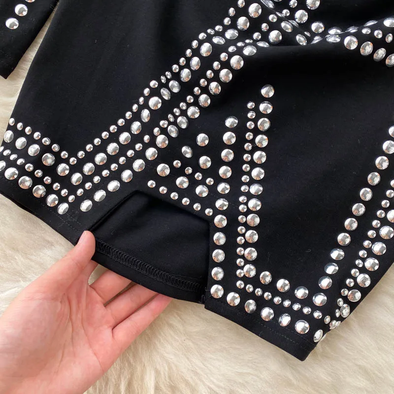 2021 New Autumn Ladies European Ins Fashion High-end Above Knee Dress Women's Turtleneck Hot Rhinestone Sexy Mini Sheath Dress
2021 New Autumn Ladies European Ins Fashion High-end Above Knee Dress Women's Turtleneck Hot Rhinestone Sexy Mini Sheath Dress