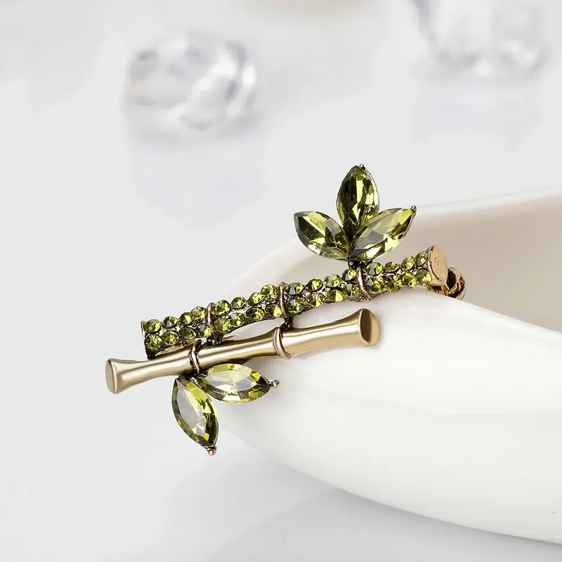 Exquisite Little Swan Owl Pin Ornaments Bamboo Brooch Clothing Matching Pin Brooch
Exquisite Little Swan Owl Pin Ornaments Bamboo Brooch Clothing Matching Pin Brooch