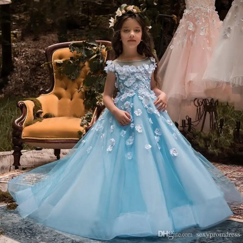Ice Blue Sheer Neck Flower Girl Dresses For Wedding White Flora Appliques Girls Pageant Gowns Hollow Back Children Birthday Part 
Ice Blue Sheer Neck Flower Girl Dresses For Wedding White Flora Appliques Girls Pageant Gowns Hollow Back Children Birthday Part