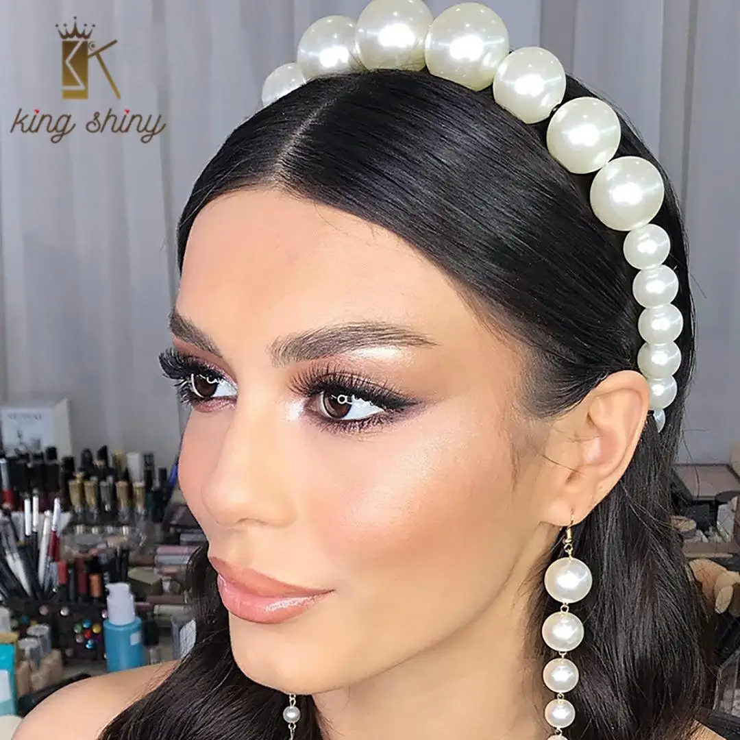 Elegant Oversize White Pearl Headband for Woman Vintage Simulated Pearl Hairband Bridal Wedding Party Hair Accessories Headwear
Elegant Oversize White Pearl Headband for Woman Vintage Simulated Pearl Hairband Bridal Wedding Party Hair Accessories Headwear