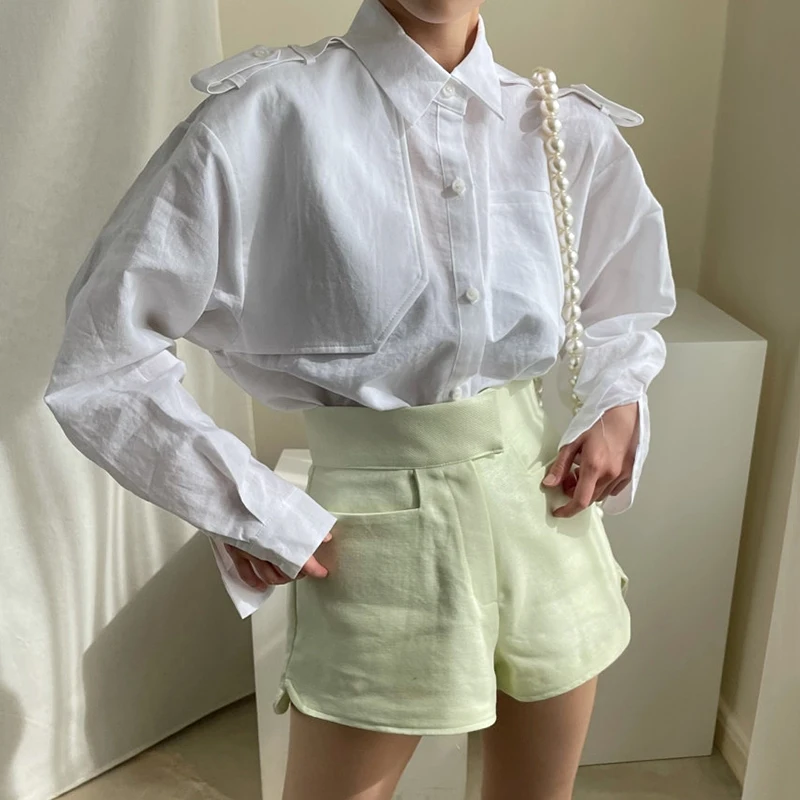 Korean Fashion Early Autumn Wild Blouse Female Milk Soft Blue Lapel Single-breasted Blusa Loose Long-sleeved Shirt DK1236
Korean Fashion Early Autumn Wild Blouse Female Milk Soft Blue Lapel Single-breasted Blusa Loose Long-sleeved Shirt DK1236