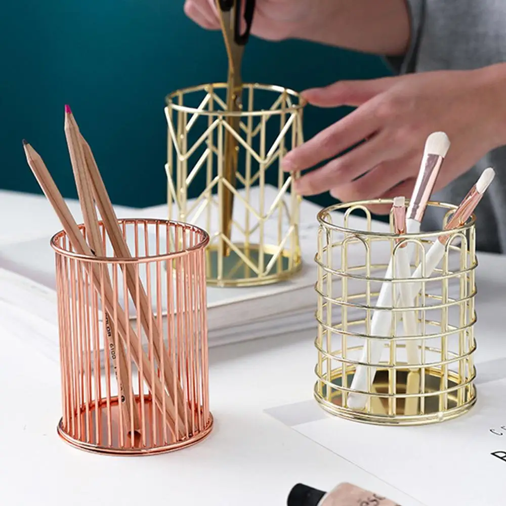 INS Desktop Pen Holder Office School Storage Case metal Gold Rose Gold Box Desk Pen Pencil Organizer Home Decor Makeup Storage
INS Desktop Pen Holder Office School Storage Case metal Gold Rose Gold Box Desk Pen Pencil Organizer Home Decor Makeup Storage