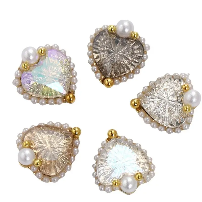 10 Pcs New Heart Shaped Luxury Nail Relief K9 Glass Charms Pearl Pendant Jewelry for Nail Art Decoration Manicure Supplies
10 Pcs New Heart Shaped Luxury Nail Relief K9 Glass Charms Pearl Pendant Jewelry for Nail Art Decoration Manicure Supplies